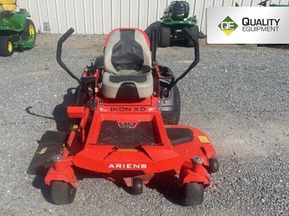 2019 Ariens Ikon XL52 Equipment Image0