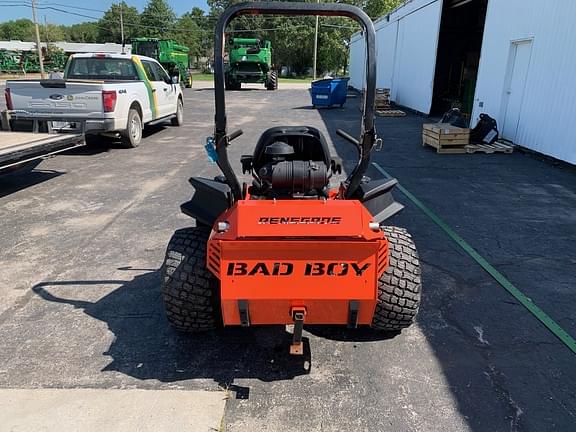 Image of Bad Boy Renegade equipment image 3