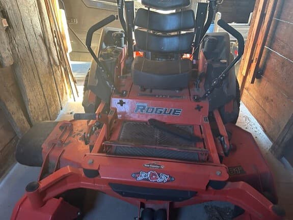 Image of Bad Boy Rogue equipment image 3