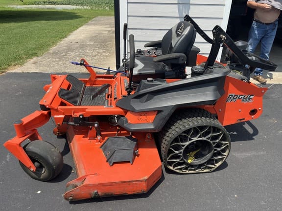 2019 Bad Boy Rogue Equipment Image0