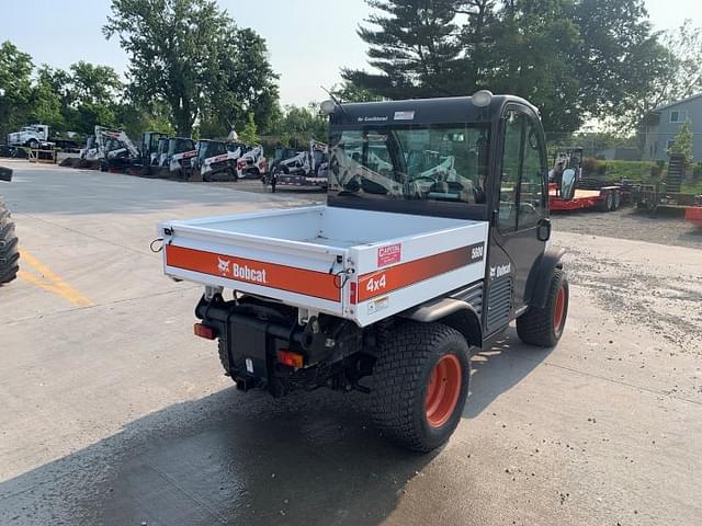 Image of Bobcat Toolcat 5600 equipment image 2