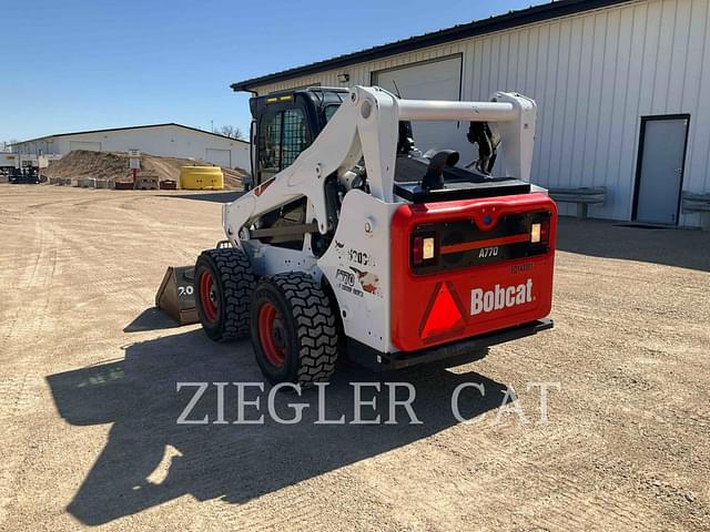 Image of Bobcat A770 equipment image 2