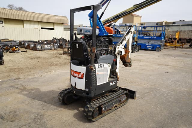 Image of Bobcat E10 equipment image 4