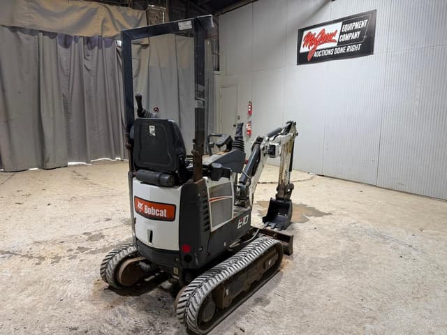 Image of Bobcat E10 equipment image 3