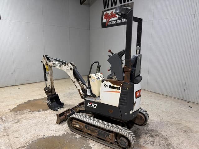 Image of Bobcat E10 equipment image 1