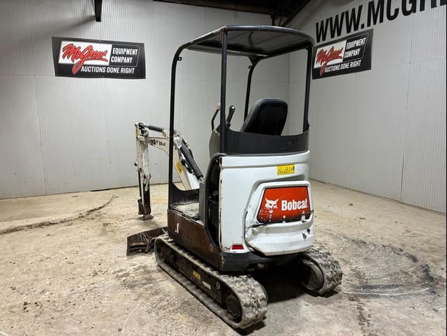 Image of Bobcat E20 equipment image 2