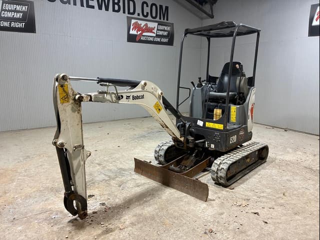 Image of Bobcat E20 equipment image 1
