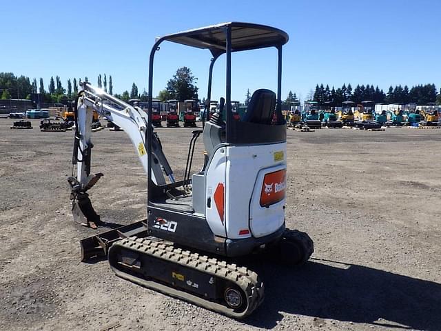 Image of Bobcat E20 equipment image 4