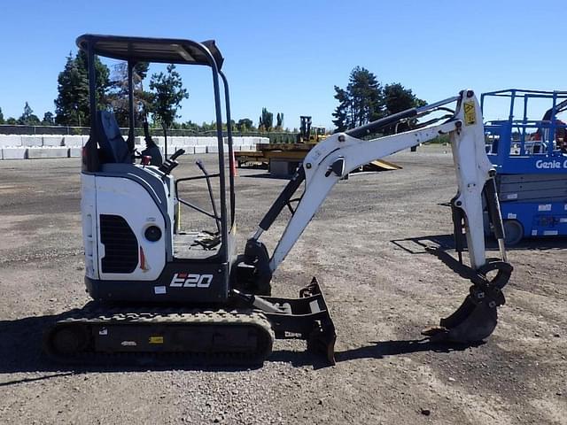Image of Bobcat E20 equipment image 2