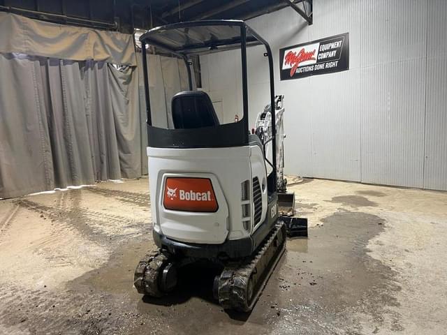 Image of Bobcat E20 equipment image 4