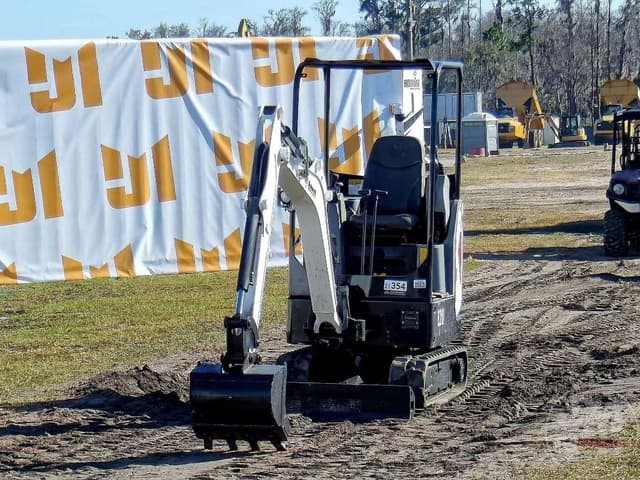 Image of Bobcat E20 equipment image 1