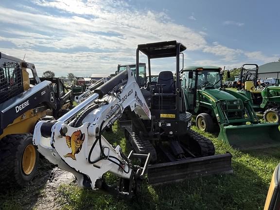 Image of Bobcat E26 equipment image 3