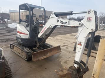 Main image Bobcat E26