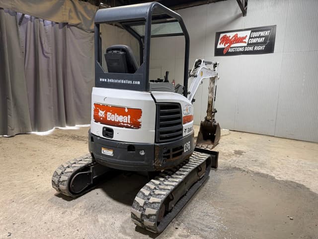 Image of Bobcat E26 equipment image 3