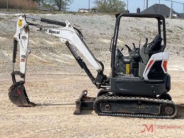 Image of Bobcat E26 equipment image 1