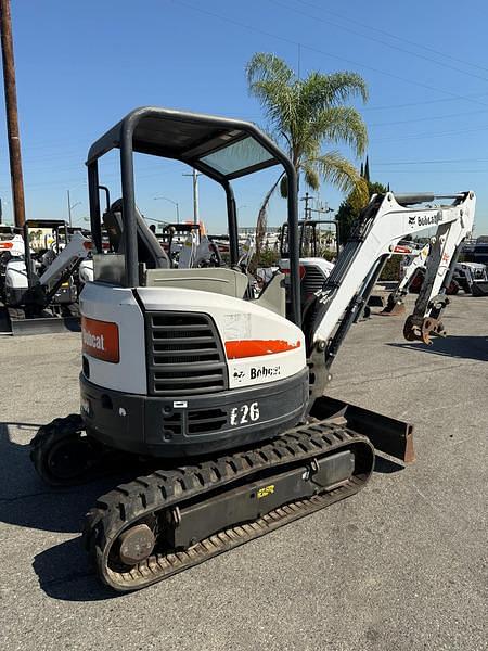 Image of Bobcat E26 equipment image 2