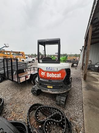 Image of Bobcat E32 equipment image 3