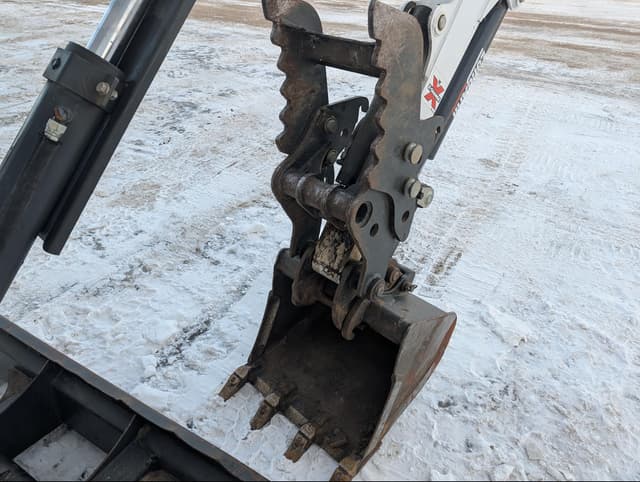 Image of Bobcat E32i equipment image 2
