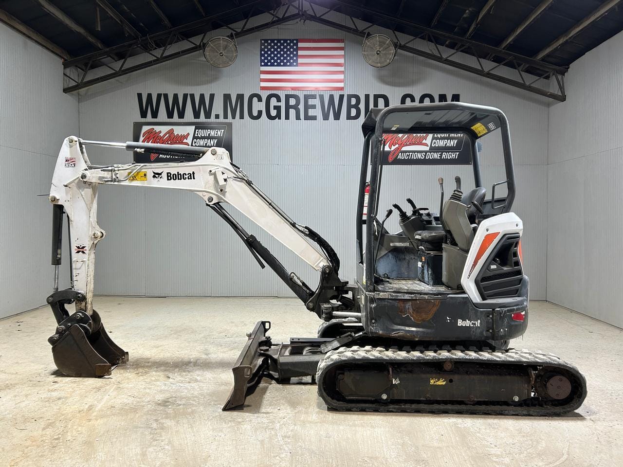 2019 Bobcat E35 Equipment Image0