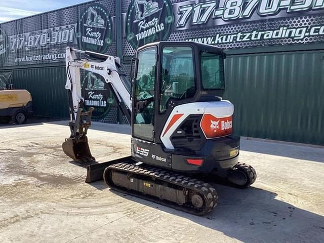 Image of Bobcat E35 equipment image 1