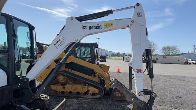 Image of Bobcat E35 equipment image 3