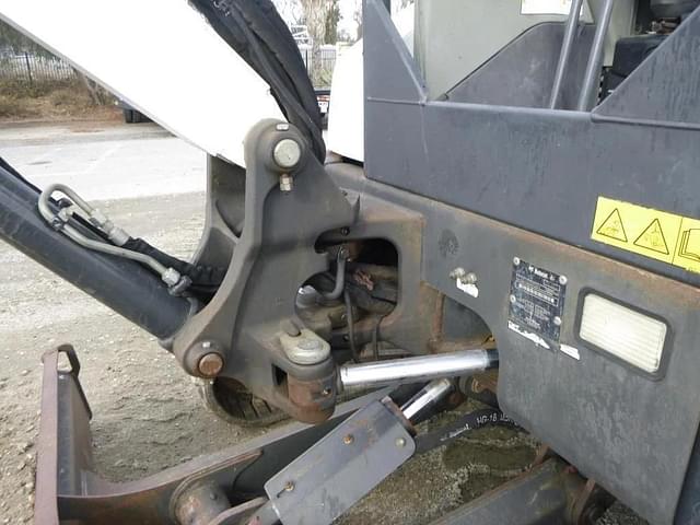 Image of Bobcat E35 equipment image 4