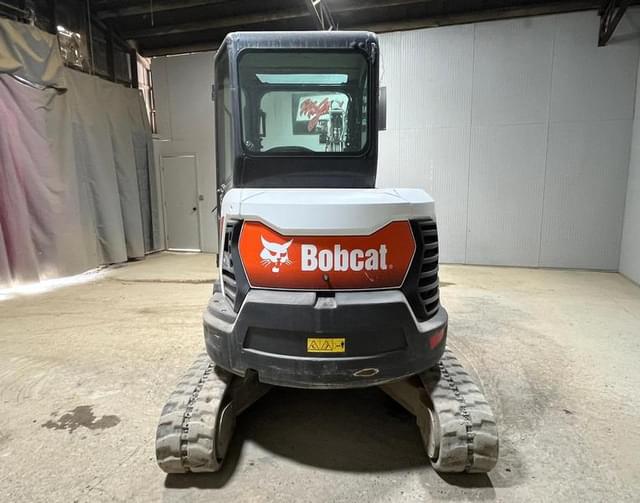 Image of Bobcat E35 equipment image 3