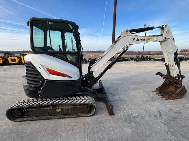 Image of Bobcat E35i equipment image 3