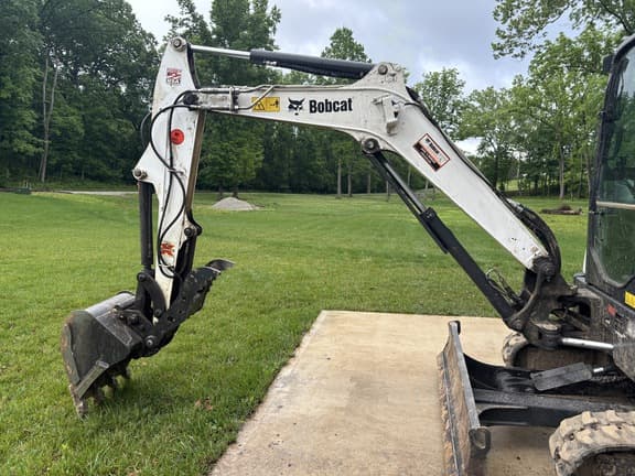 Image of Bobcat E35i equipment image 4