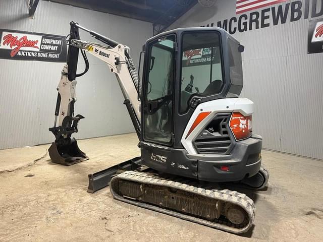 Image of Bobcat E35i equipment image 2