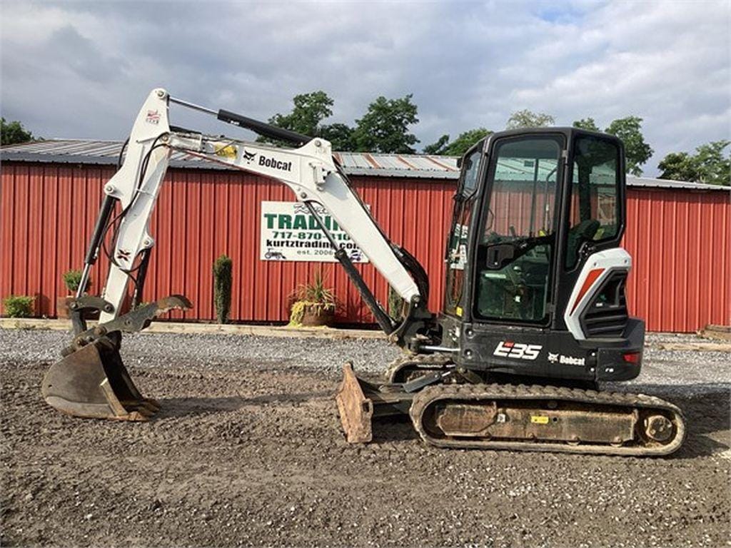 Main image Bobcat E35i