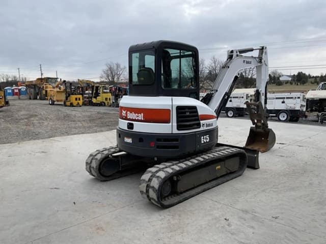 Image of Bobcat E45 equipment image 3