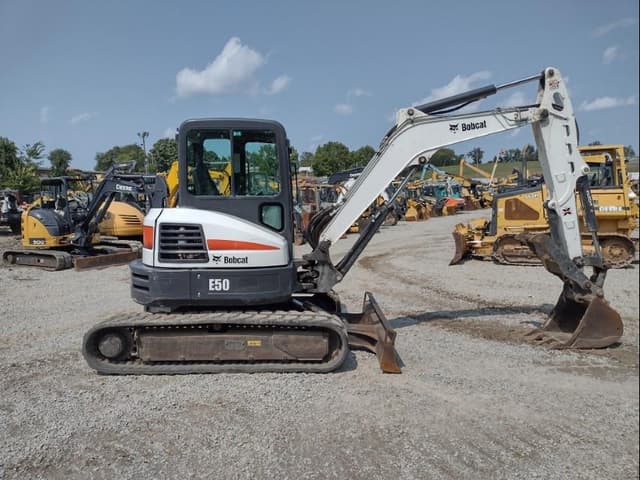 Image of Bobcat E50 equipment image 2