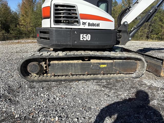 Image of Bobcat E50 equipment image 4