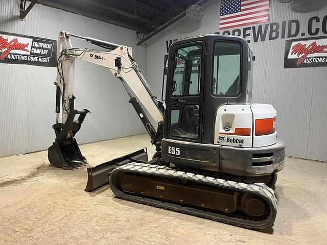 Image of Bobcat E55 equipment image 2