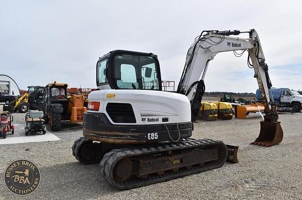 Image of Bobcat E85 equipment image 2