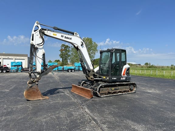 2019 Bobcat E85 Equipment Image0