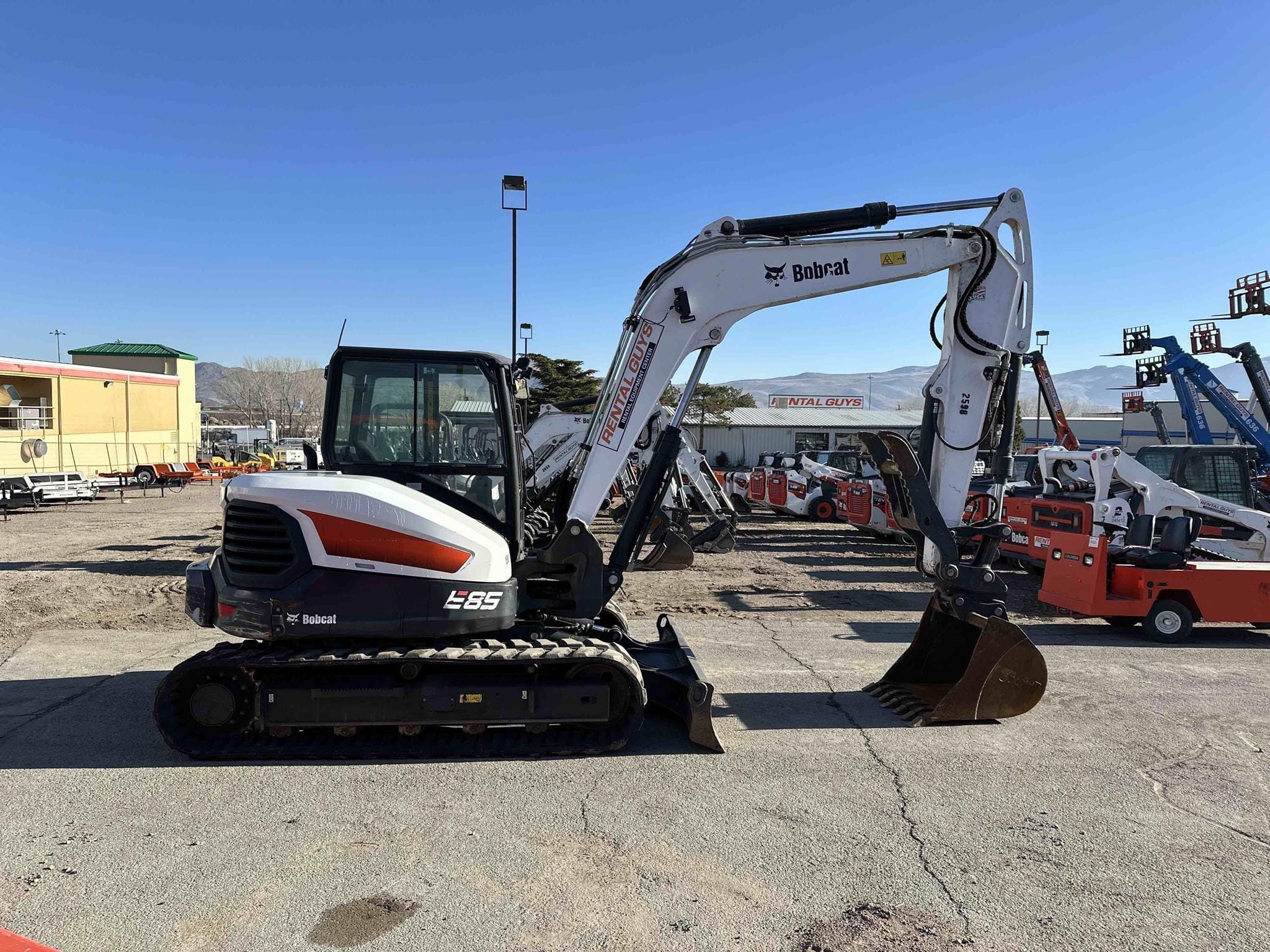 2019 Bobcat E85 Equipment Image0
