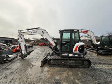 Main image Bobcat E85