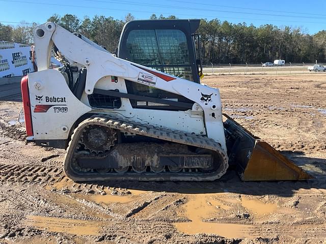 Image of Bobcat T740 equipment image 3