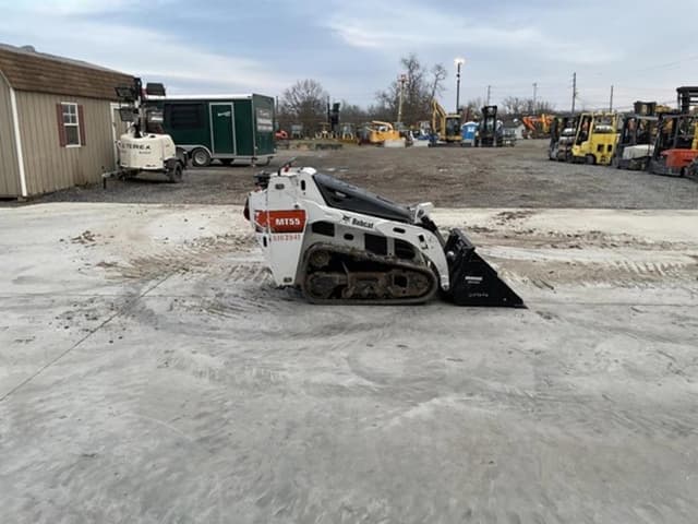 Image of Bobcat MT55 equipment image 4
