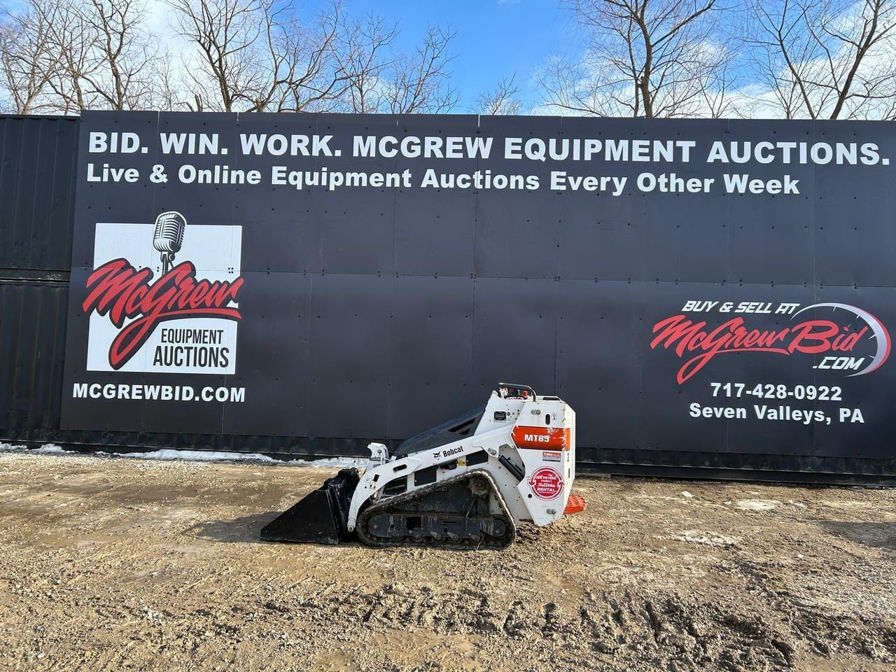 2019 Bobcat MT85 Equipment Image0