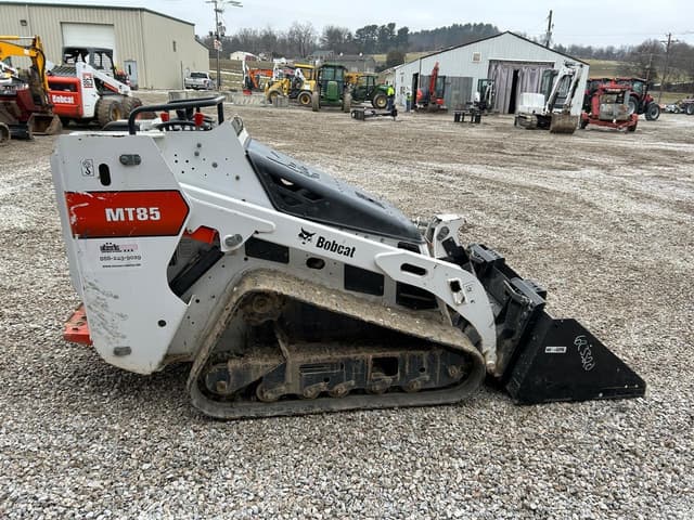 Image of Bobcat MT85 equipment image 4
