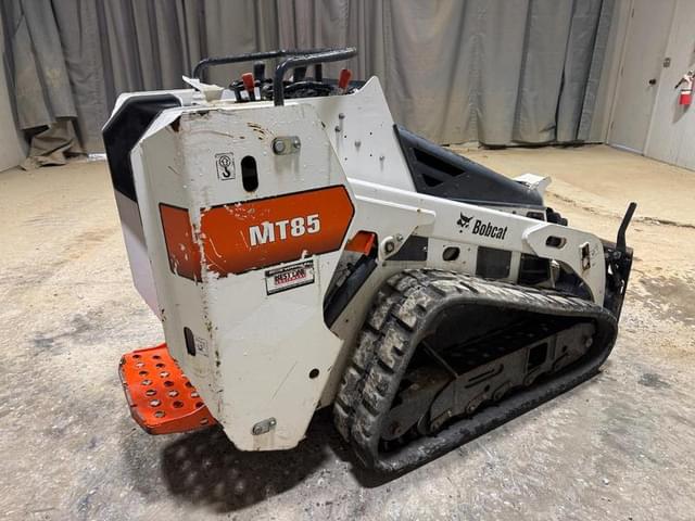 Image of Bobcat MT85 equipment image 4