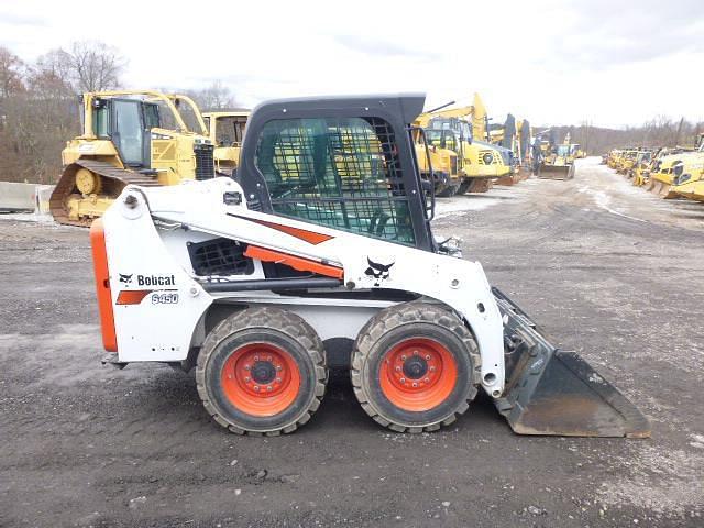 Image of Bobcat S450 equipment image 2