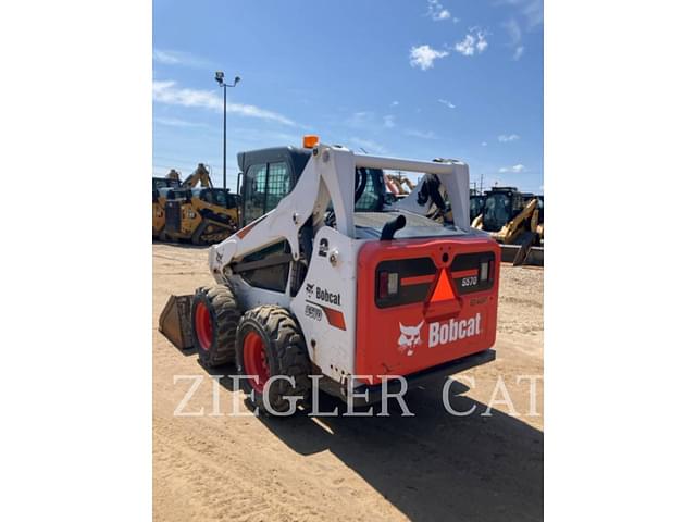 Image of Bobcat S570 equipment image 3