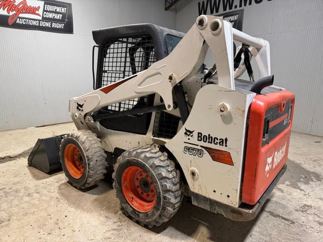 Image of Bobcat S570 equipment image 2
