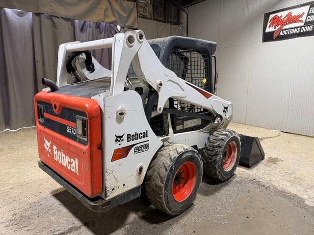 Image of Bobcat S570 equipment image 4