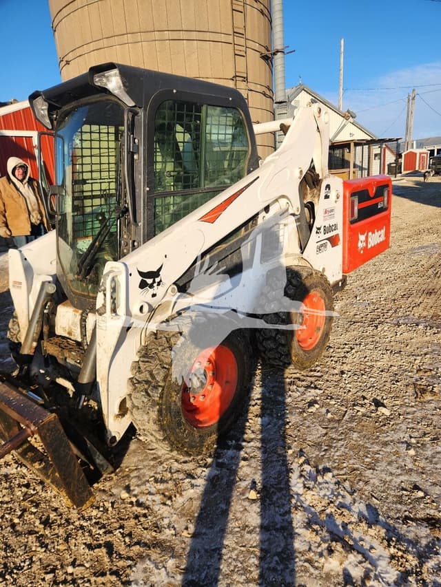 Image of Bobcat S570 equipment image 4