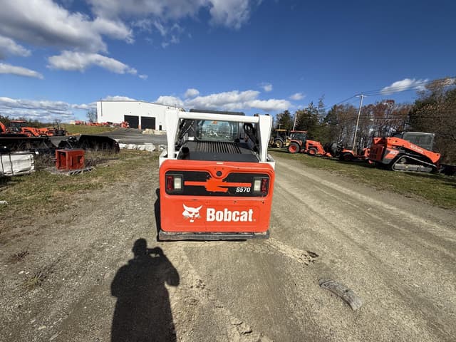 Image of Bobcat S570 equipment image 3